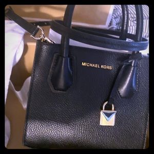 Michael Kors Super cute mini purse